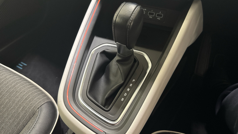 Renault Clio 1.6 E-TECH full hybrid 145 Techno 5dr Auto Hybrid Hatchback